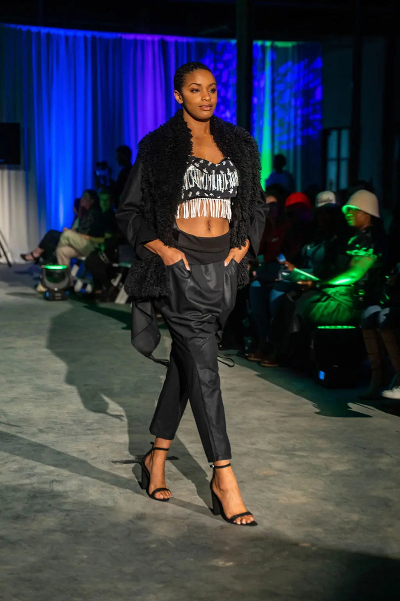 Look 10