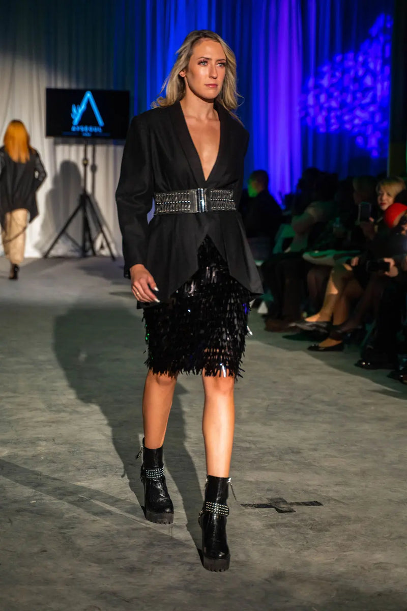 Look 12