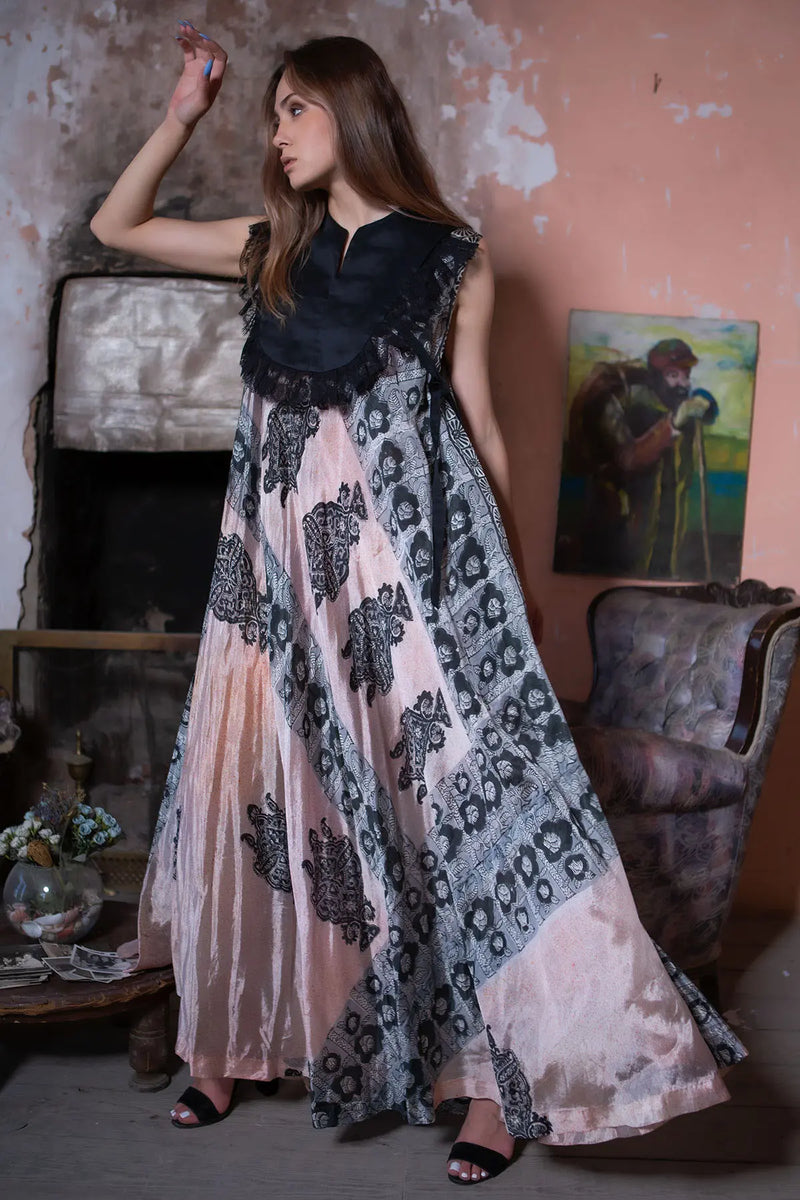 Look 16